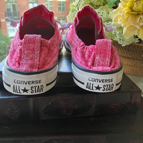 Converse Shorelines Pink Summer Eyelet - Size 9 - Picture 3 of 7